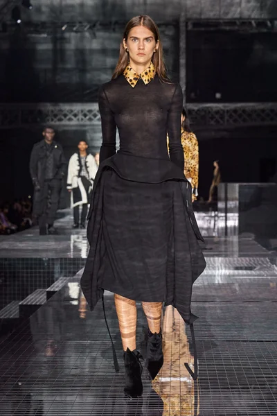 Look 33